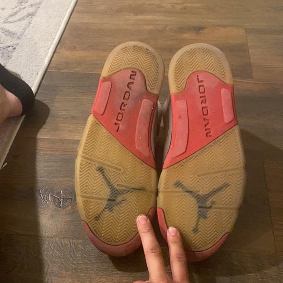 Jordan 5 - Picture 5 of 5